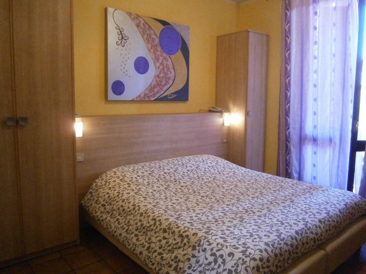 Hotel Chiara Sirmione Exterior photo