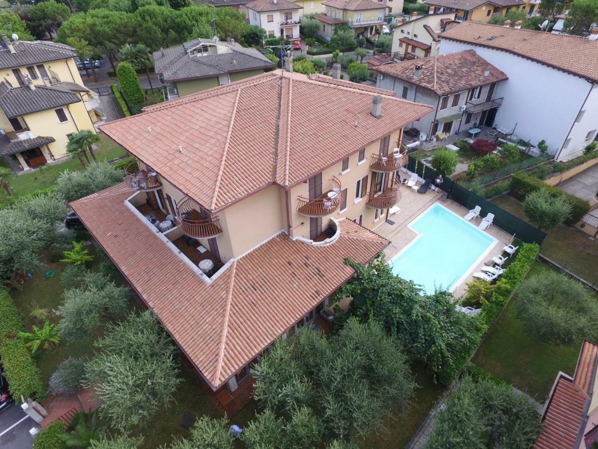 Hotel Chiara Sirmione Exterior photo
